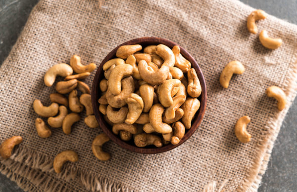 Roasted Cashews VS Raw Cashews - Beyond