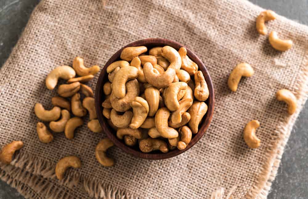 Roasted Cashews Vs Raw Cashews Beyond