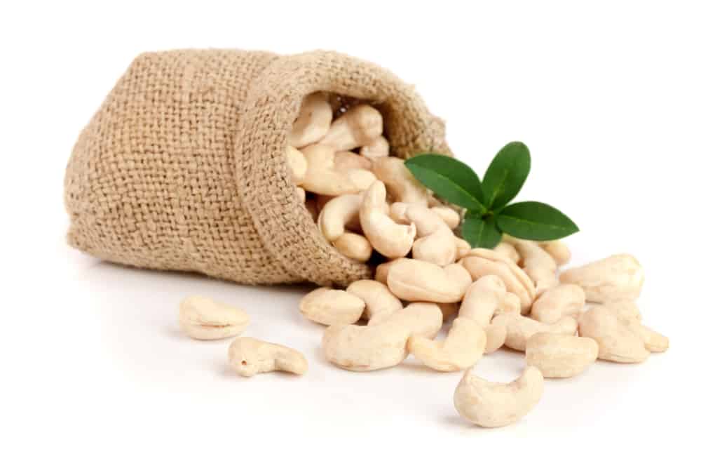 How Are Beyond’s Raw Cashews Different from Store-Bought Cashews