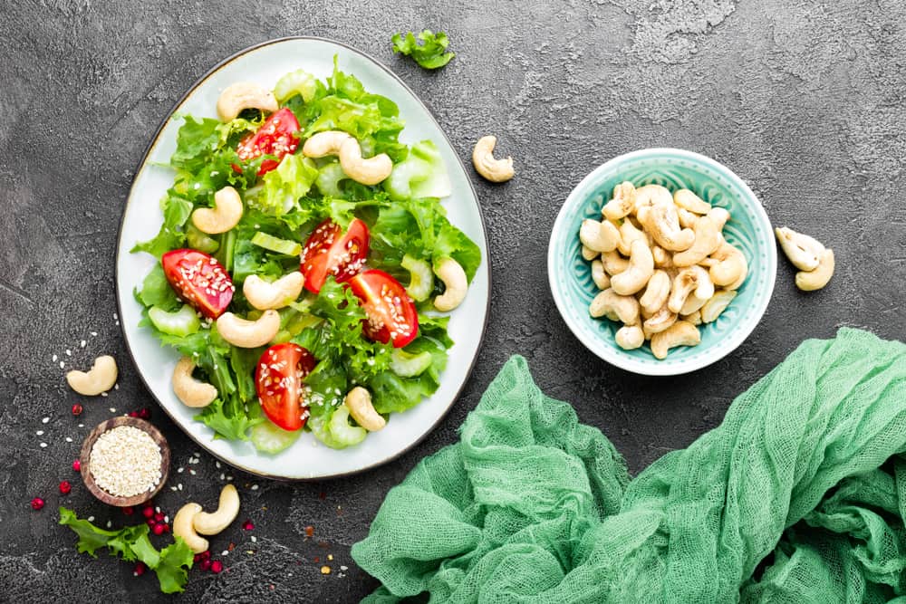 How Cashews Can Help You Eat More Fruit and Vegetables
